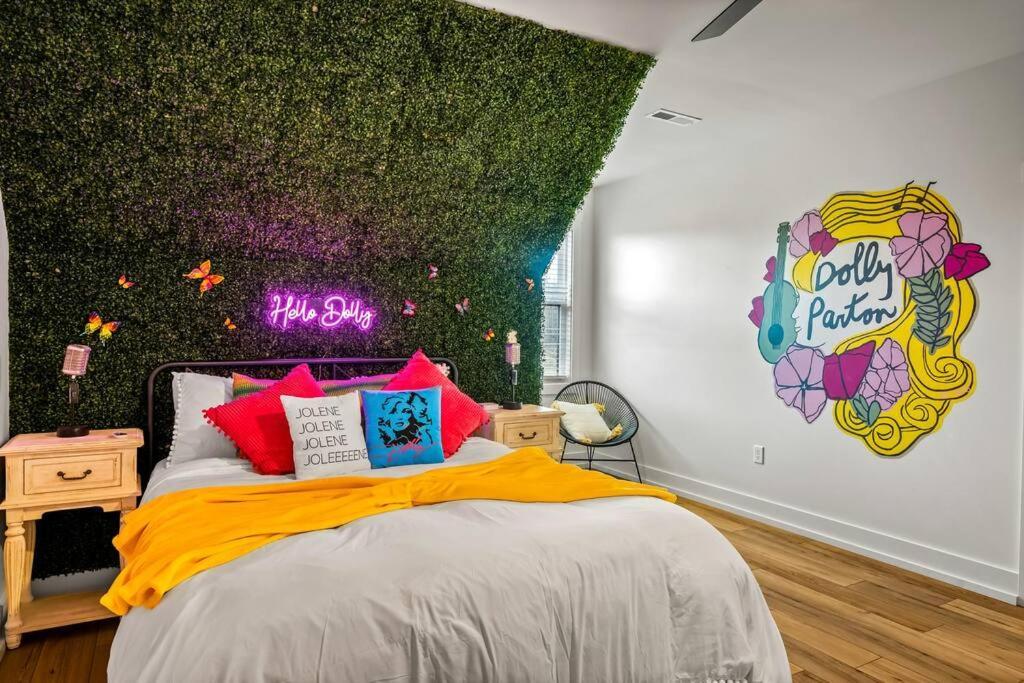*Dog Friendly*Modern Home-Minutes To Dollywood, Gatlinburg, Smoky Mountains & Pigeon Forge! Bagian luar foto