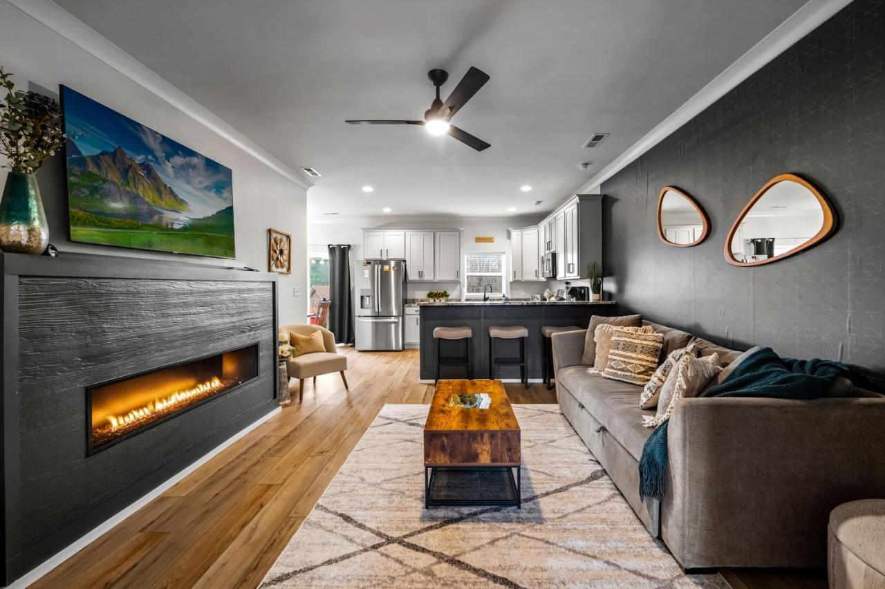 *Dog Friendly*Modern Home-Minutes To Dollywood, Gatlinburg, Smoky Mountains & Pigeon Forge! Bagian luar foto