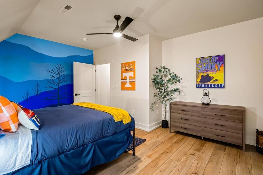 *Dog Friendly*Modern Home-Minutes To Dollywood, Gatlinburg, Smoky Mountains & Pigeon Forge! Bagian luar foto