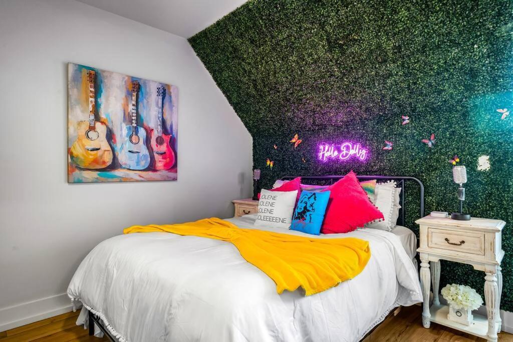 *Dog Friendly*Modern Home-Minutes To Dollywood, Gatlinburg, Smoky Mountains & Pigeon Forge! Bagian luar foto