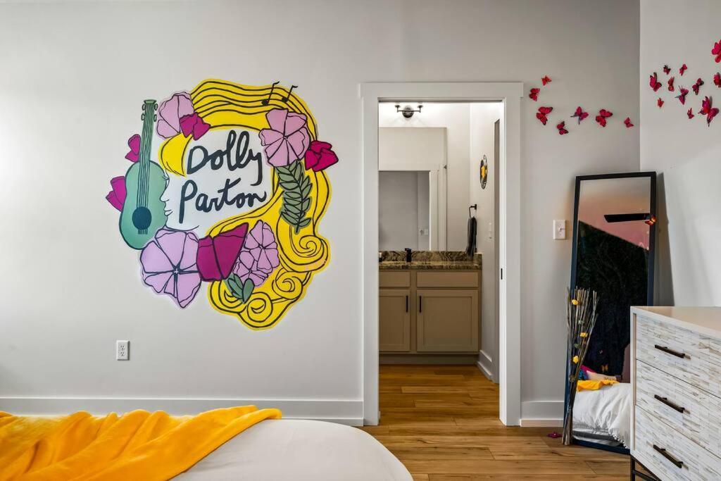 *Dog Friendly*Modern Home-Minutes To Dollywood, Gatlinburg, Smoky Mountains & Pigeon Forge! Bagian luar foto